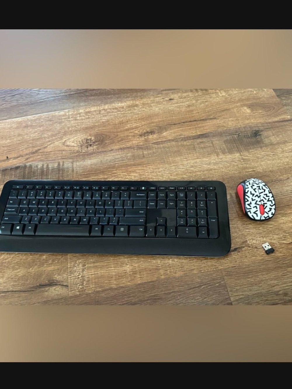 MICROSOFT WIRELESS KEYBOARD 850 & Logitech M317C Wireless Optical Mouse